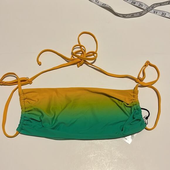 WeWoreWhat Leigh Gradient Bikini Top - Picture 4 of 8